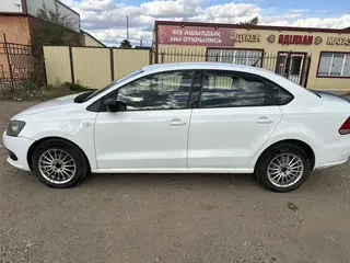 Volkswagen Polo, 2015