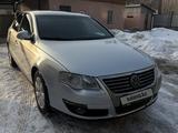 Volkswagen Passat 2005 года за 3 400 000 тг. в Алматы – фото 2