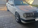 Mercedes-Benz E 230 1991 года за 900 000 тг. в Талдыкорган