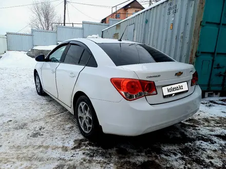 Chevrolet Cruze 2010 года за 2 400 000 тг. в Алматы – фото 4