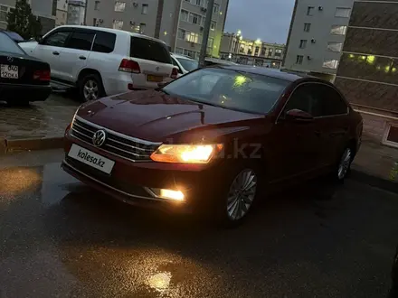 Volkswagen Passat 2017 года за 8 500 000 тг. в Актау