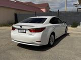 Lexus ES 300h 2013 годаүшін8 100 000 тг. в Жанаозен – фото 3