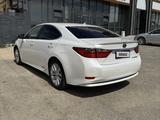 Lexus ES 300h 2013 годаүшін8 100 000 тг. в Жанаозен – фото 4