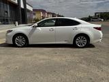 Lexus ES 300h 2013 годаүшін8 100 000 тг. в Жанаозен – фото 5