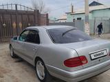Mercedes-Benz E 230 1997 года за 3 500 000 тг. в Кызылорда – фото 3