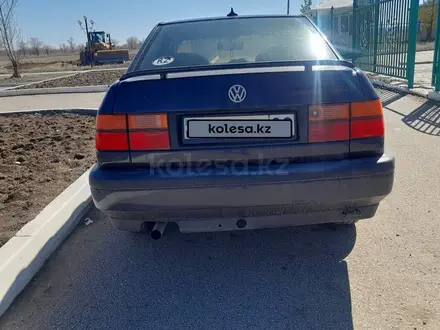 Volkswagen Vento 1992 года за 1 400 000 тг. в Караганда – фото 3