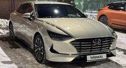 Hyundai Sonata 2023 годаfor14 500 000 тг. в Алматы – фото 4