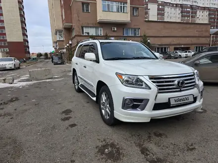 Lexus LX 570 2011 года за 18 100 000 тг. в Астана – фото 2