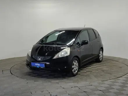 Honda Jazz 2010 года за 3 300 000 тг. в Алматы