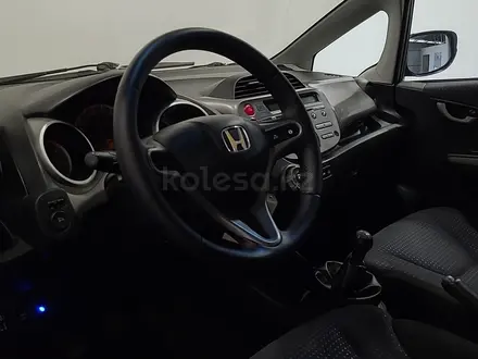 Honda Jazz 2010 года за 3 300 000 тг. в Алматы – фото 12