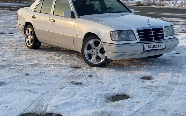 Mercedes-Benz E 320 1994 годаfor3 900 000 тг. в Алматы