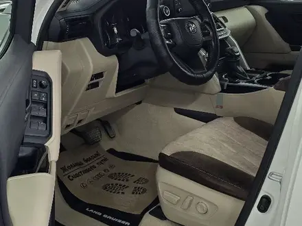 Toyota Land Cruiser 2022 года за 42 050 000 тг. в Актау – фото 11