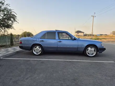 Mercedes-Benz E 230 1992 года за 2 150 000 тг. в Алматы – фото 5