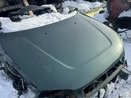 Капот Toyota RAV 4 за 100 000 тг. в Усть-Каменогорск