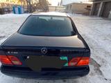 Mercedes-Benz E 230 1997 года за 2 800 000 тг. в Караганда – фото 3