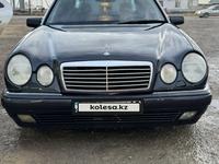 Mercedes-Benz E 320 1998 годаfor4 300 000 тг. в Жанаозен