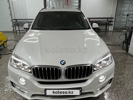 BMW X5 2014 года за 19 500 000 тг. в Усть-Каменогорск – фото 2