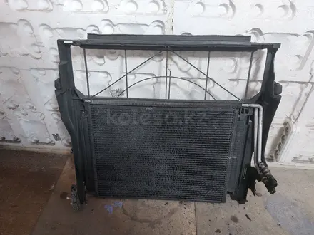 Радиатор кондиционера е53 за 25 000 тг. в Караганда