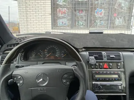 Mercedes-Benz E 320 1999 года за 5 500 000 тг. в Алматы – фото 5