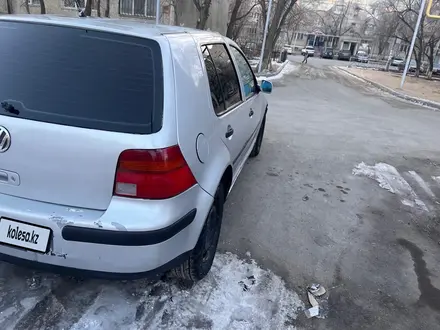 Volkswagen Golf 2001 года за 1 950 000 тг. в Алматы – фото 4