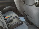 Mitsubishi Outlander 2008 года за 6 100 000 тг. в Уральск – фото 2