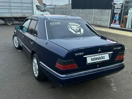 Mercedes-Benz E 200 1994 года за 1 500 000 тг. в Тараз – фото 7