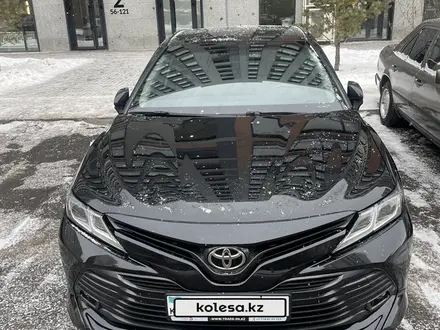 Toyota Camry 2019 года за 12 500 000 тг. в Астана