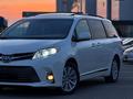 Toyota Sienna 2015 года за 14 800 000 тг. в Актау