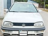 Volkswagen Golf 1994 года за 2 500 000 тг. в Алматы