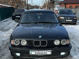 BMW M5 1993 годаfor2 200 000 тг. в Талдыкорган – фото 2