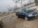 SEAT Alhambra 2001 года за 2 100 000 тг. в Уральск – фото 2