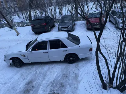 Mercedes-Benz E 200 1994 года за 1 000 000 тг. в Костанай – фото 5