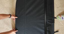 Полка-шторка для багажника RAV 4 2018 за 15 000 тг. в Караганда – фото 2