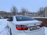 Toyota Camry 2017 года за 10 400 000 тг. в Тараз – фото 3