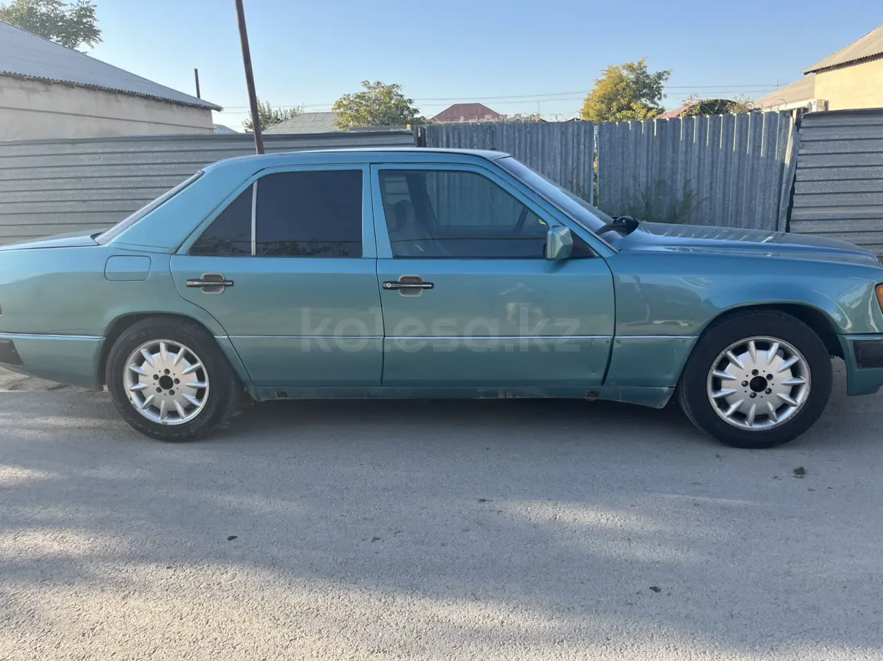 Mercedes-Benz E-Class, 1994
