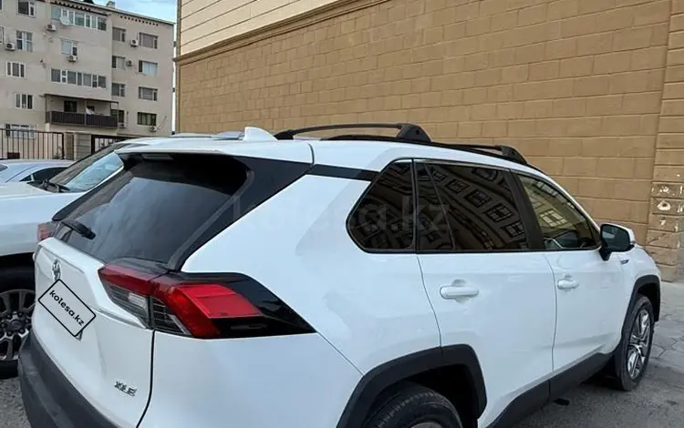 Toyota RAV4 2019 года за 13 023 486 тг. в Жанаозен