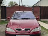 Renault Megane 2001 годаүшін1 800 000 тг. в Алматы