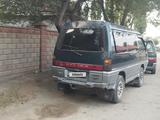 Mitsubishi Delica 1992 годаfor1 100 000 тг. в Алматы – фото 2
