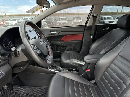 Hyundai Accent 2021 года за 7 490 000 тг. в Атырау – фото 13
