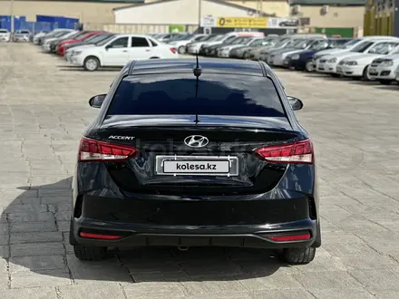 Hyundai Accent 2021 года за 7 490 000 тг. в Атырау – фото 4