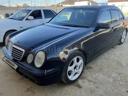 Mercedes-Benz E 240 1998 года за 2 400 000 тг. в Атырау – фото 6