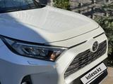 Toyota RAV4 2019 годаfor14 300 000 тг. в Тараз – фото 4