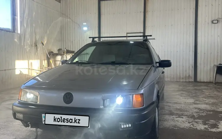 Volkswagen Passat 1990 годаfor970 000 тг. в Астана