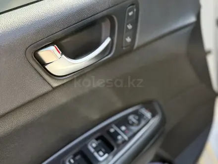 Kia K5 2018 года за 8 800 000 тг. в Алматы – фото 10