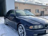 BMW 528 1998 года за 2 950 000 тг. в Жанаозен