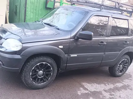 Chevrolet Niva 2014 года за 3 800 000 тг. в Астана – фото 3