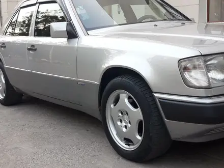 Mercedes-Benz E 230 1992 годаүшін3 800 000 тг. в Шымкент – фото 11