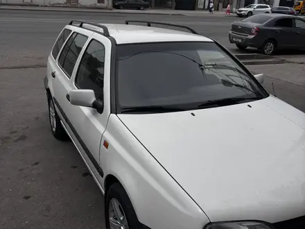 Volkswagen Golf 1995 года за 2 500 000 тг. в Шымкент – фото 2