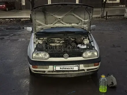 Volkswagen Golf 1995 года за 2 500 000 тг. в Шымкент – фото 8