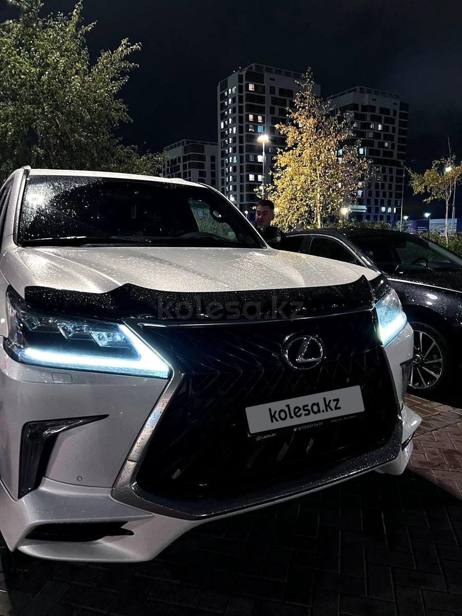 Lexus LX 570 2017 г.